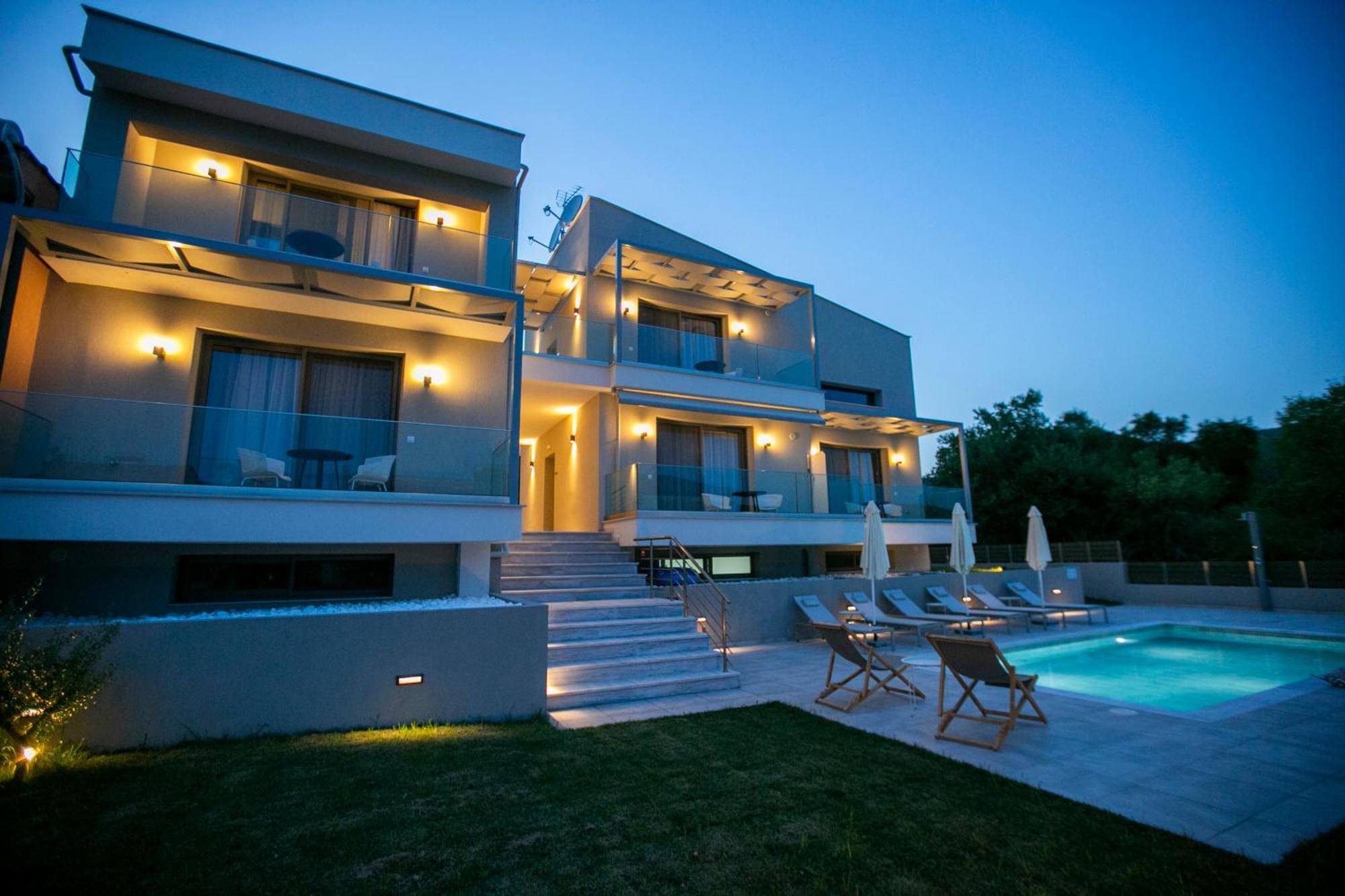Arodo Suites Nea Iraklitsa Экстерьер фото