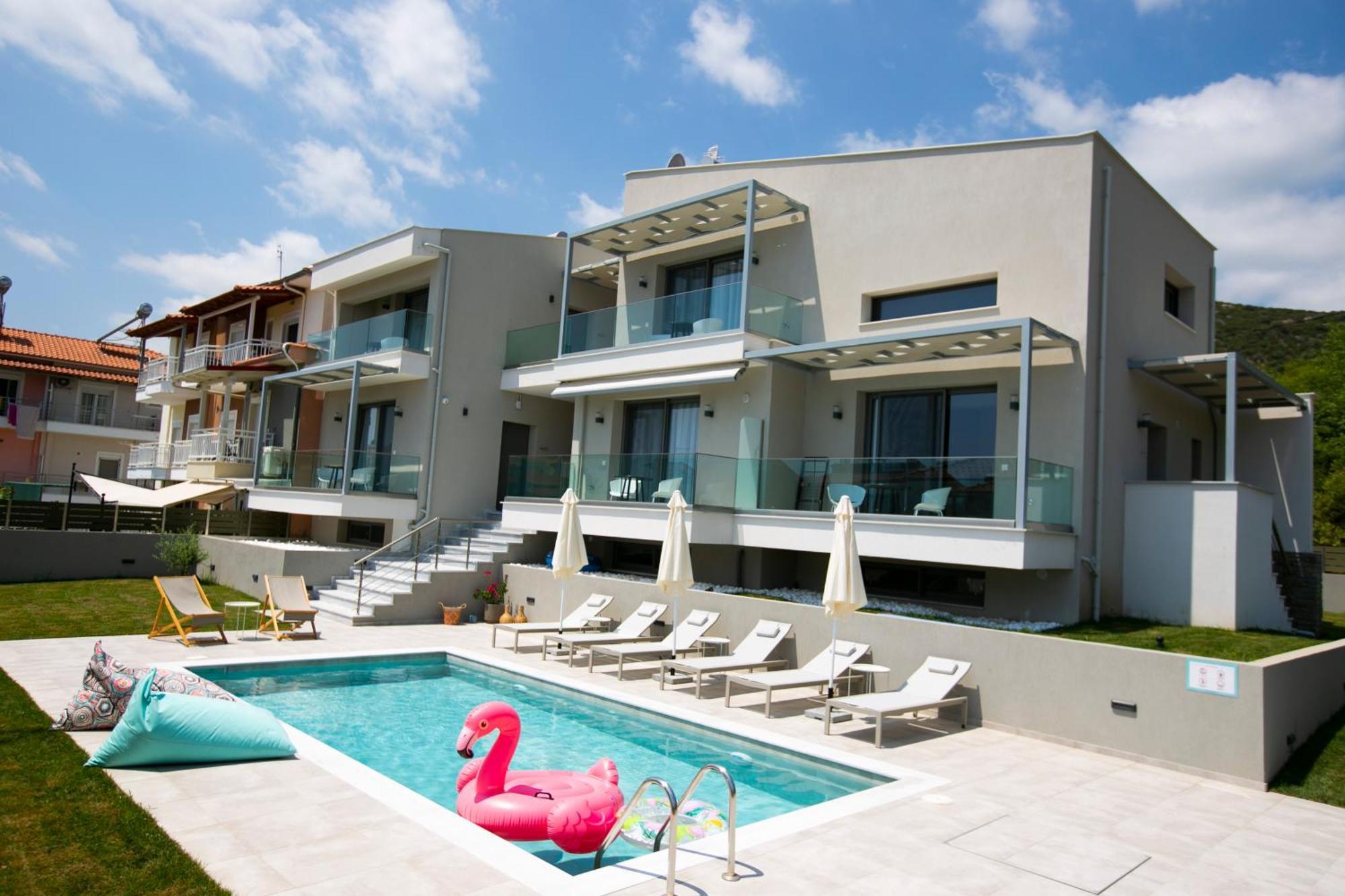 Arodo Suites Nea Iraklitsa Экстерьер фото