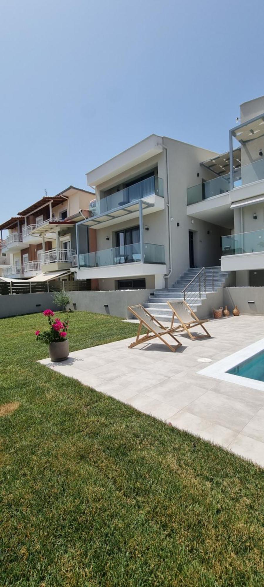 Arodo Suites Nea Iraklitsa Экстерьер фото